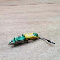 1k0909606c 5wk43544  Airbag deployment crash/impact sensor Audi Q7 4L