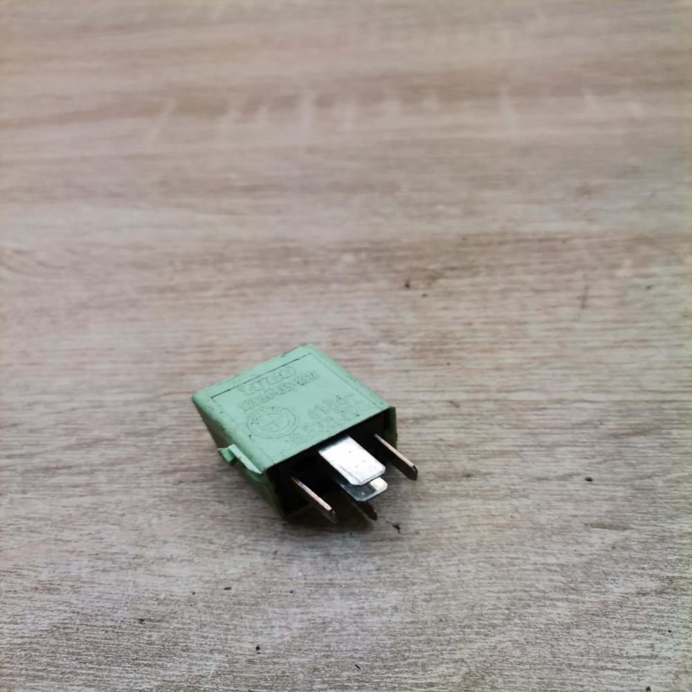8373700   Other relay BMW 5 E39