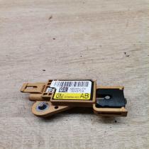 13243705   Airbag deployment crash/impact sensor Opel Vectra C