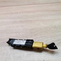 4b0959643e   Airbag deployment crash/impact sensor Audi A6 S6 C6 4F
