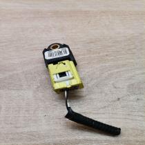 89831 02080   Airbag deployment crash/impact sensor Toyota Auris 150