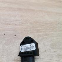 89831 05010 189551621d  Airbag deployment crash/impact sensor Toyota Avensis T25