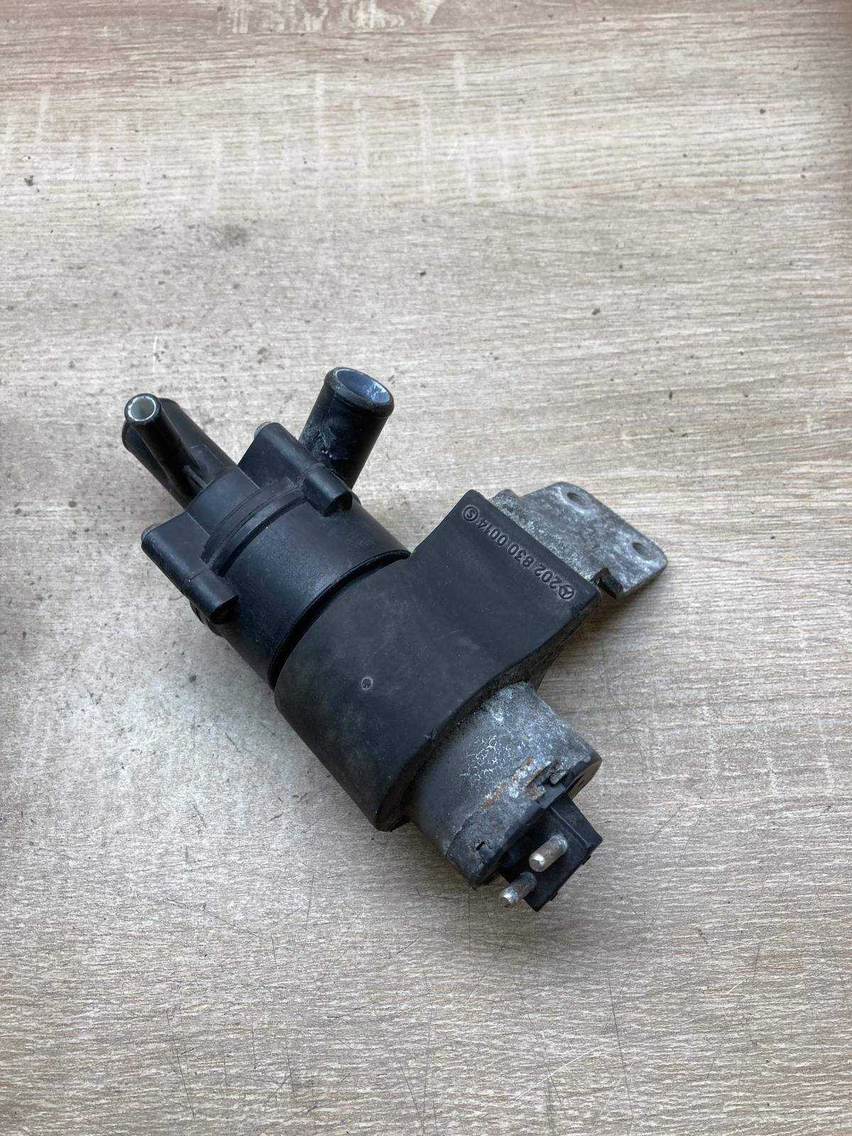 2028300014   Electric auxiliary coolant/water pump Mercedes-Benz C W202