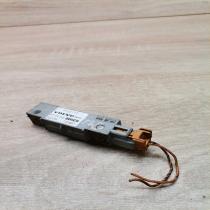 9452777   Airbag deployment crash/impact sensor Volvo V70