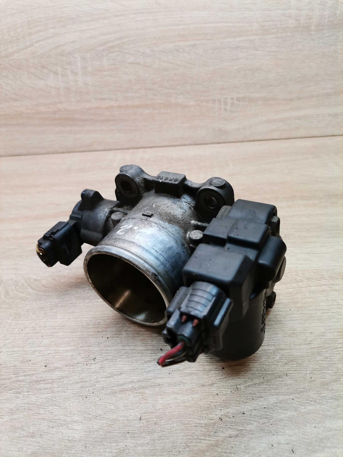 0r010 192300 2010 2.2 Throttle body valve Toyota Auris 150