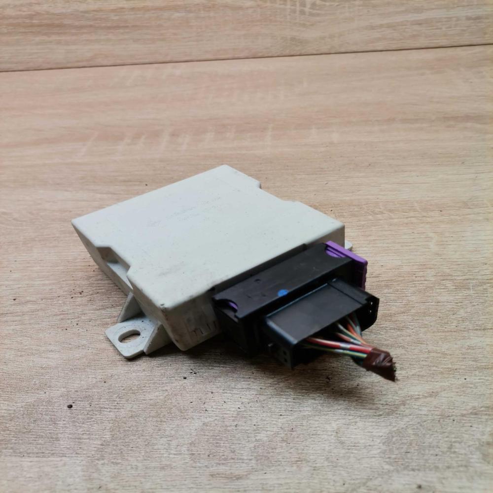 150 696   Window wiper relay Toyota Corolla Verso E121