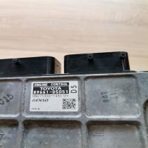 89661 05d51 mb275900 1430  Engine control unit/module ECU Toyota Avensis T270