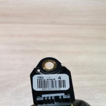 89831 0w040   Airbag deployment crash/impact sensor Lexus IS 220D-250-350