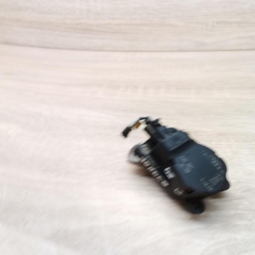 air flap   Air flap motor/actuator Volvo S60