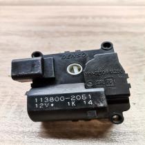 113800 2051   Air flap motor/actuator Toyota Avensis Verso