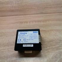 89741 0f010   Door control unit/module Toyota Corolla Verso AR10