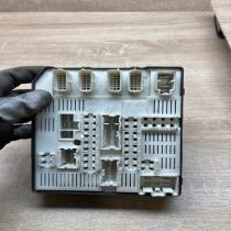 284B61871R   Fuse module Renault Megane III