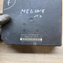 284B61871R   Fuse module Renault Megane III