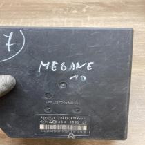 284B61871R   Fuse module Renault Megane III