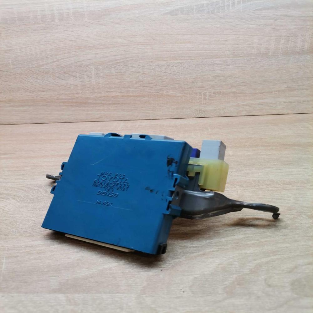 89618 0f020   Combustion control unit/module Toyota Corolla Verso AR10