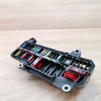6900583 106887 10  Fuse box set BMW 7 E65 E66