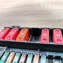 6932452   Fuse module BMW 5 E60 E61