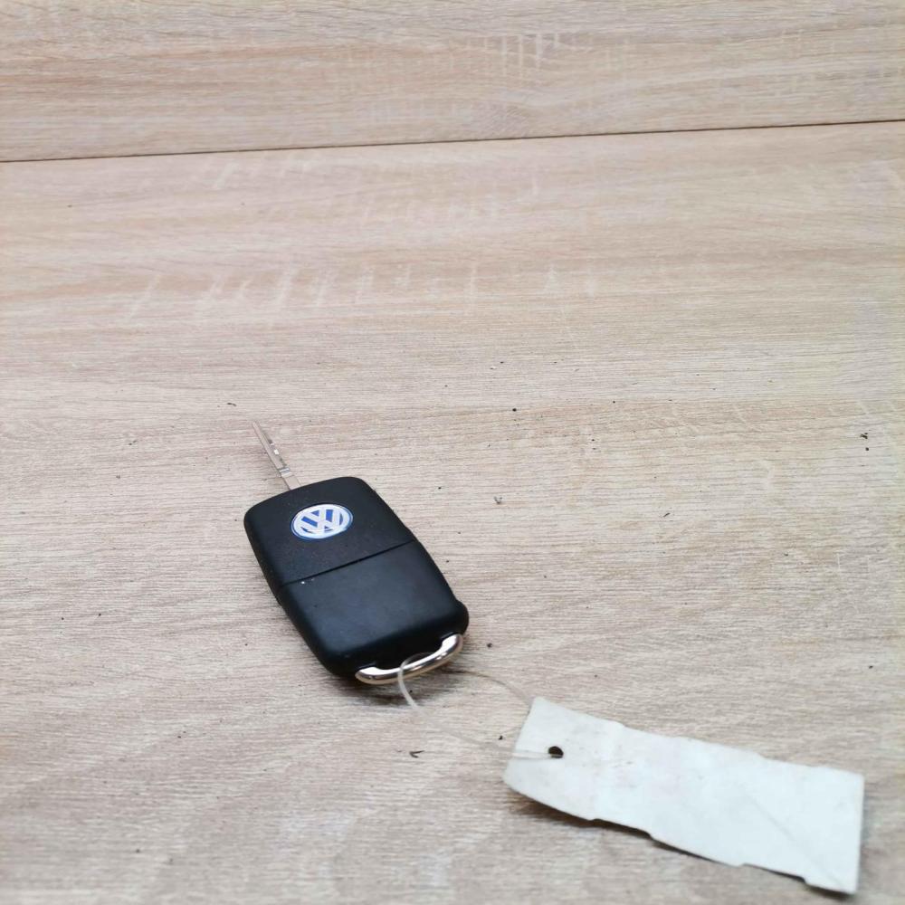 2E0959753A   Ignition key/card Volkswagen PASSAT B5.5