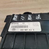 443907311e 0261200277  Engine control unit/module ECU Volkswagen Golf III