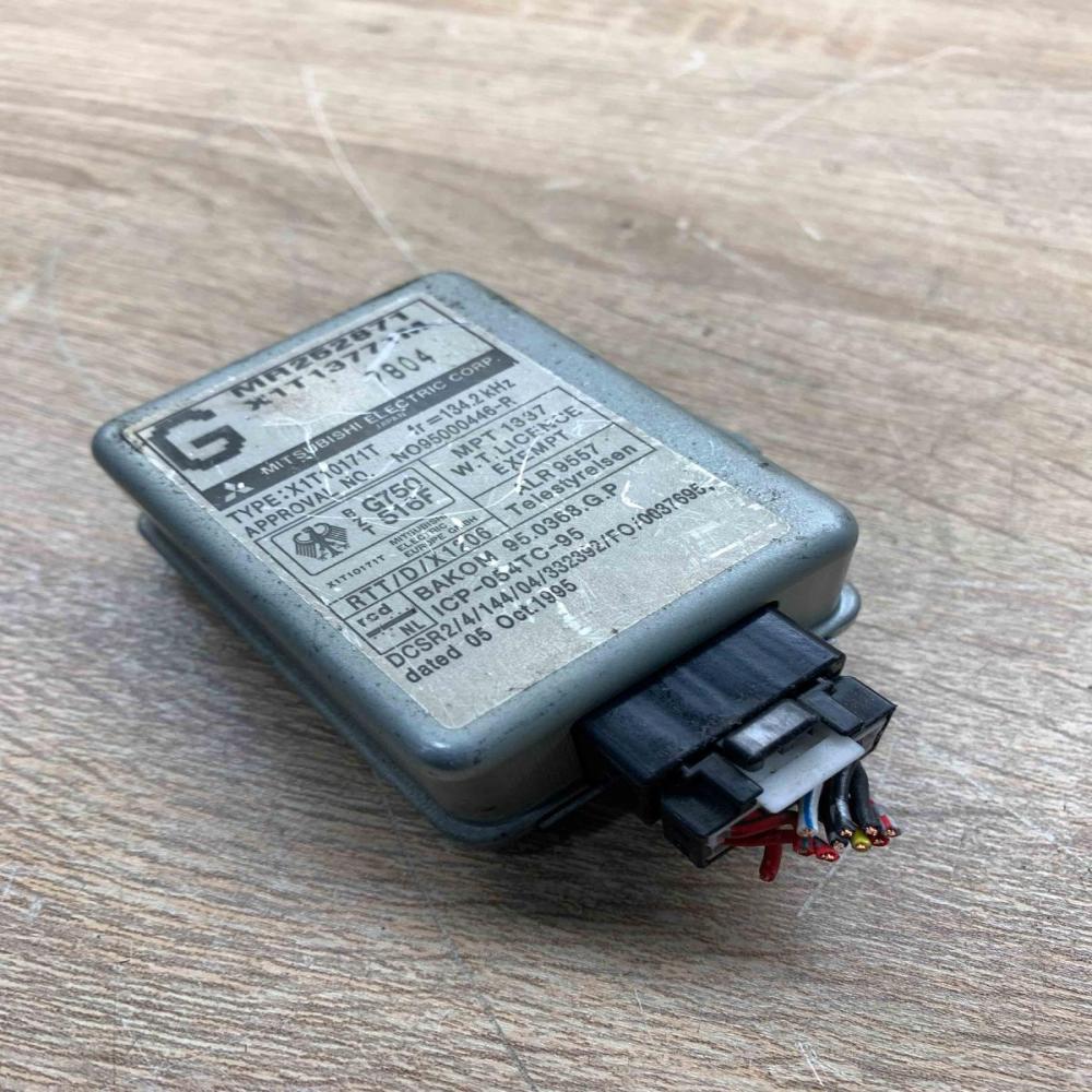 MR252871 X1T13771M  Immobilizer control unit/module Mitsubishi Galant