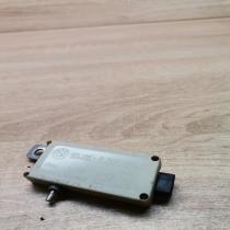 8368886   Aerial antenna amplifier BMW 5 E39