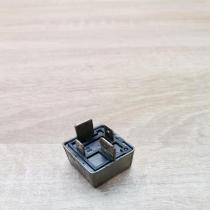 8d0951253 370  Other relay Volkswagen PASSAT B5.5