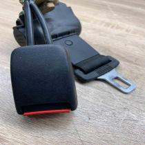 3B0857813B   Middle seatbelt (rear) Volkswagen PASSAT B5