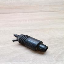 4a0955651   Windscreen/windshield washer pump Audi A4 S4 B5 8D