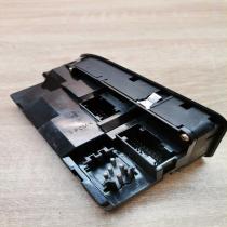 8380646   Electric window control switch BMW 7 E38