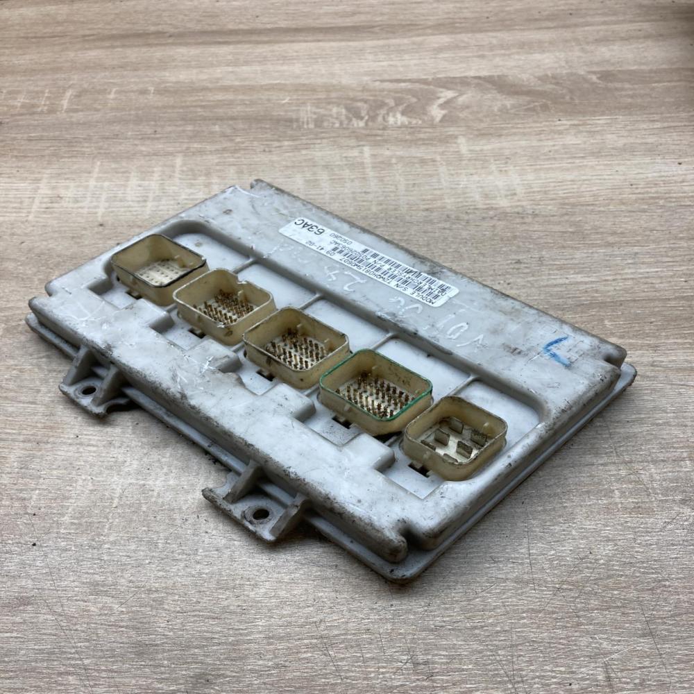 P05026063AC 05026063AC  Central body control module Chrysler Voyager