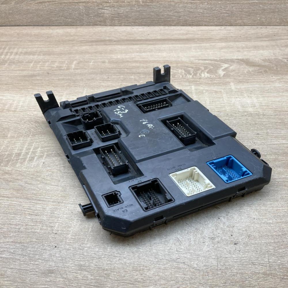 9666952280   Central body control module Citroen C3