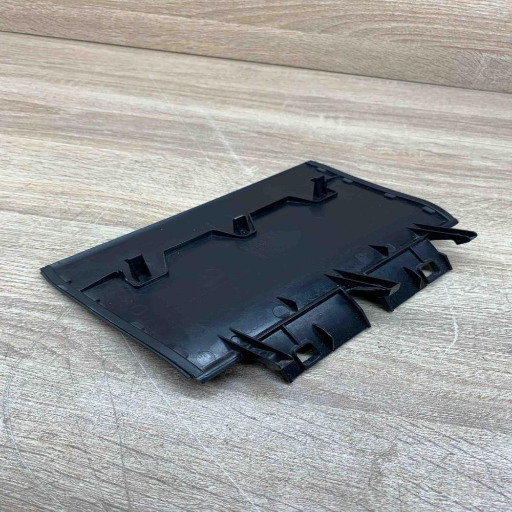 8P0864138B   Car ashtray trim Audi A3 S3 8P