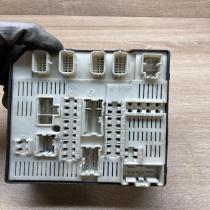 284B60008R   Fuse module Renault Megane III