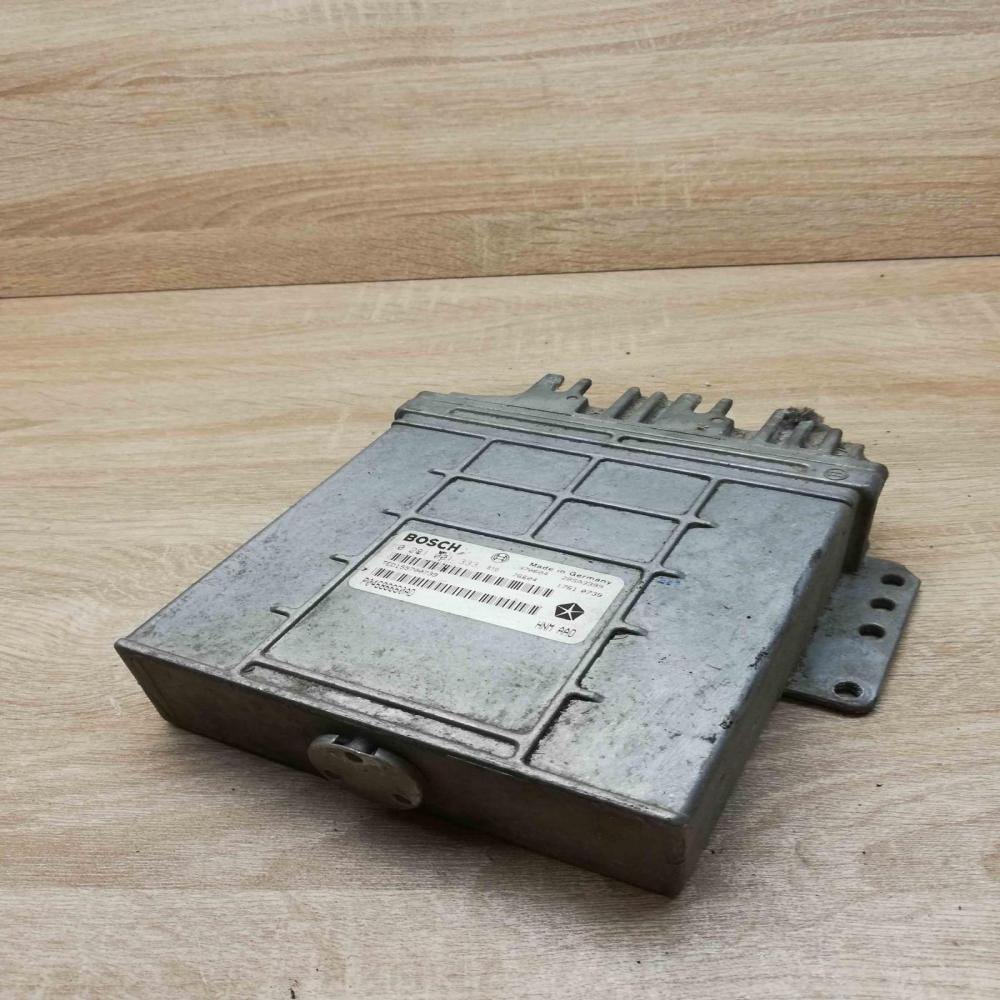 p04686660ad 0281001333  Engine control unit/module ECU Chrysler Voyager