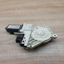 4f0959801c   Front door window regulator motor Audi A6 S6 C5 4B