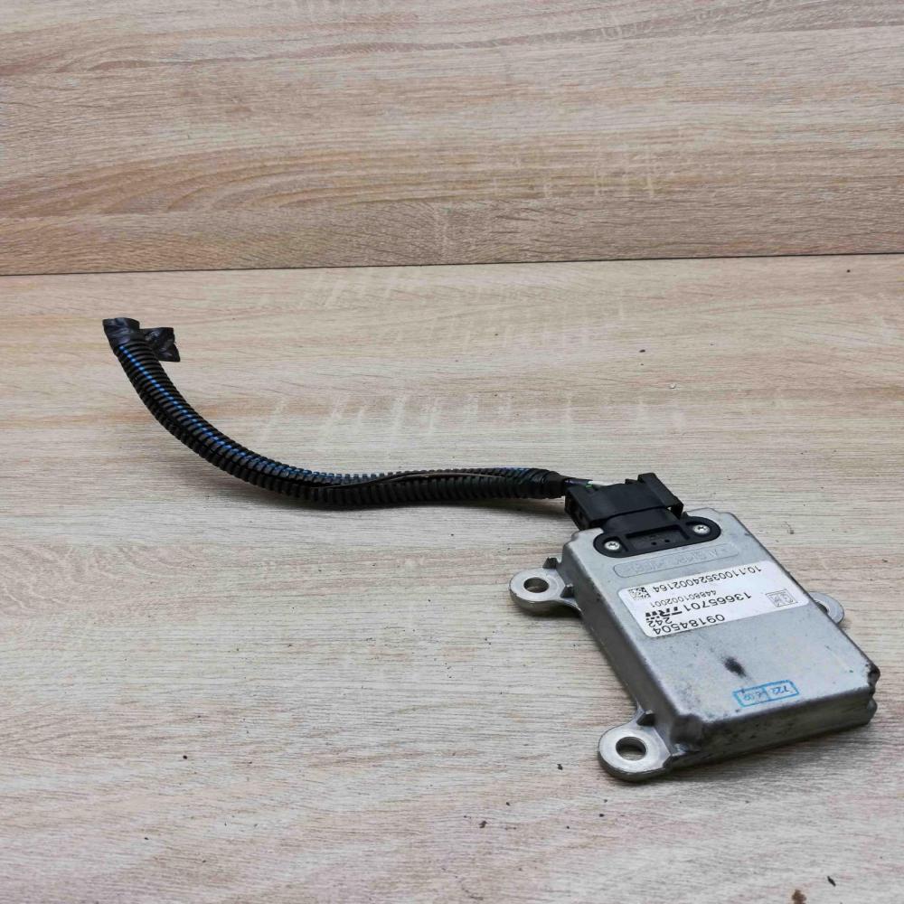 13665701 09184504  ESP acceleration yaw rate sensor Opel Vectra C
