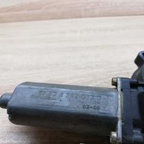 8362063   Rear door window regulator motor BMW 5 E39