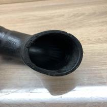 7786530 B   Intercooler hose/pipe BMW 5 E39
