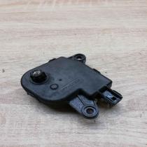 04885465   Air flap motor/actuator Chrysler Voyager