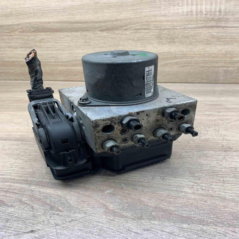 7G91 2C405 AA   ABS Pump Ford Mondeo MK IV