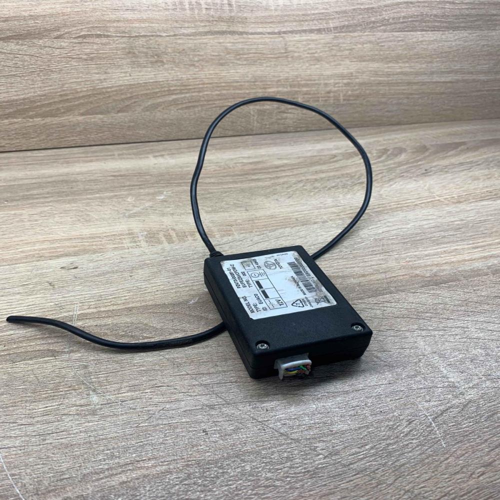 PZ473 00261 01  Ipod Bluetooth control unit module Toyota Auris 150