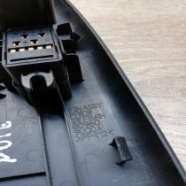 80960 9u00a   Electric window control switch Nissan Note (E11)