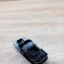 00801 0f030 57035228  Electric window control switch Toyota Corolla Verso AR10