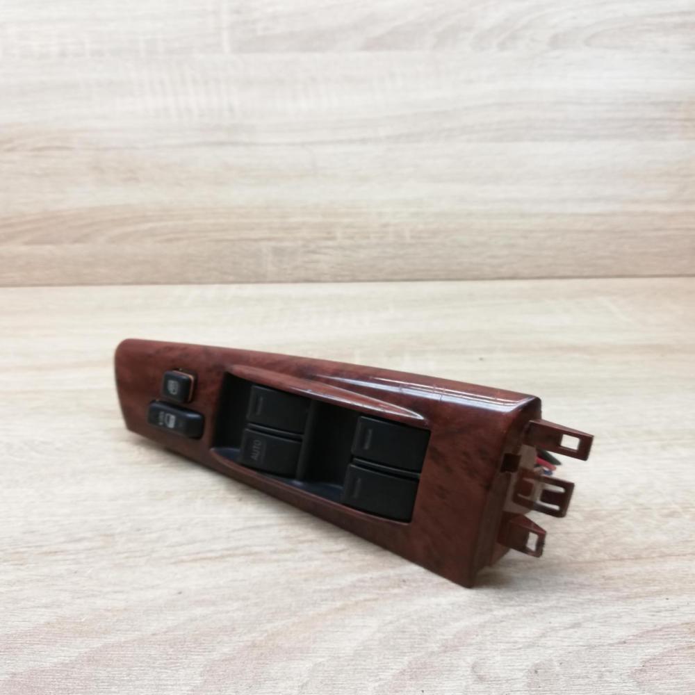 74232 02350   Electric window control switch Toyota Corolla Verso AR10