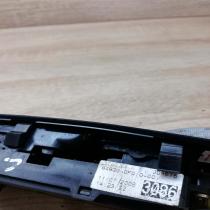 84820 0f010  Unit Electric window control switch Toyota Corolla Verso AR10