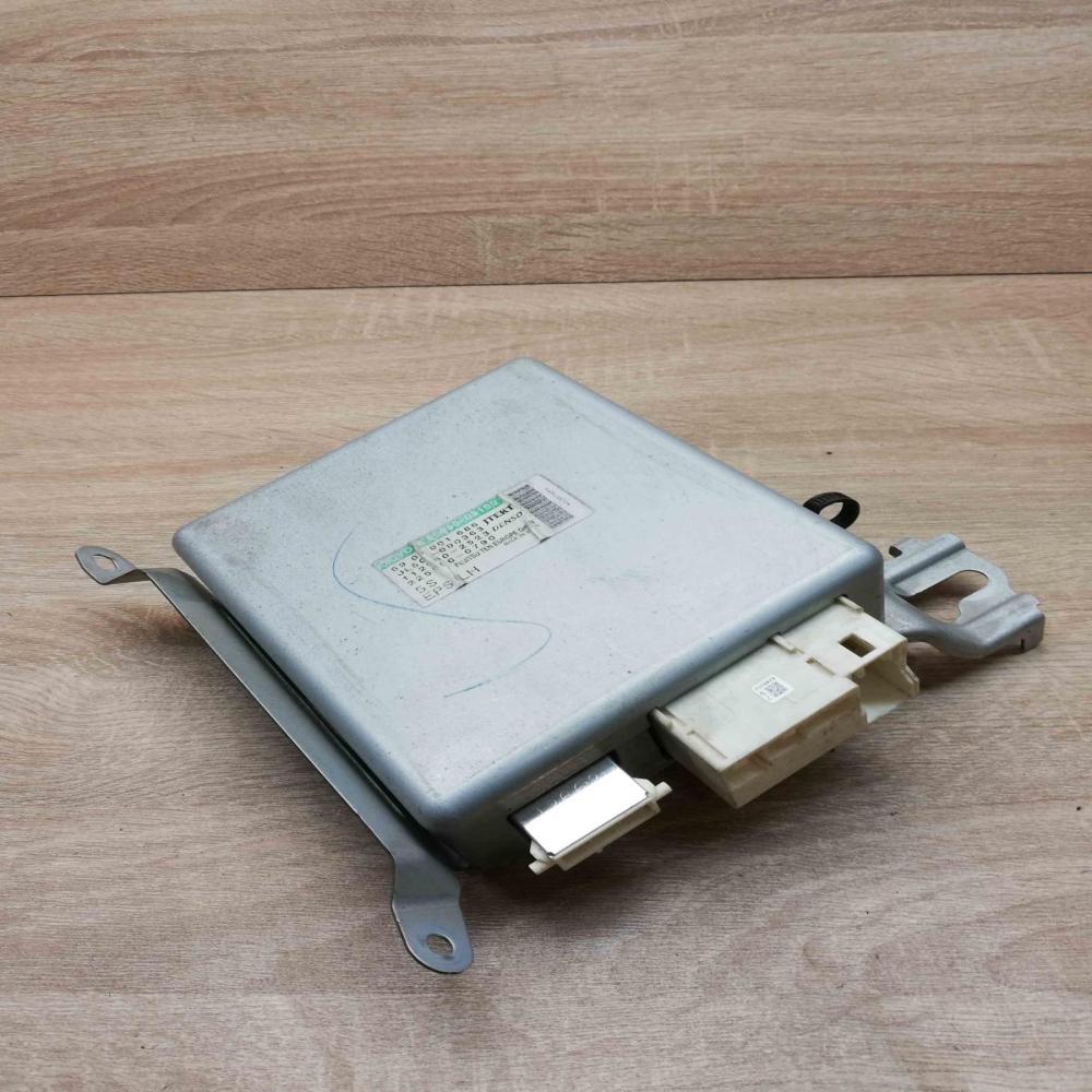 89650 05100   Power steering control unit/module Toyota Avensis T270