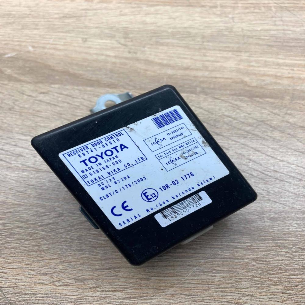 89741 0F010 Sensor  Door control unit/module Toyota Corolla Verso AR10