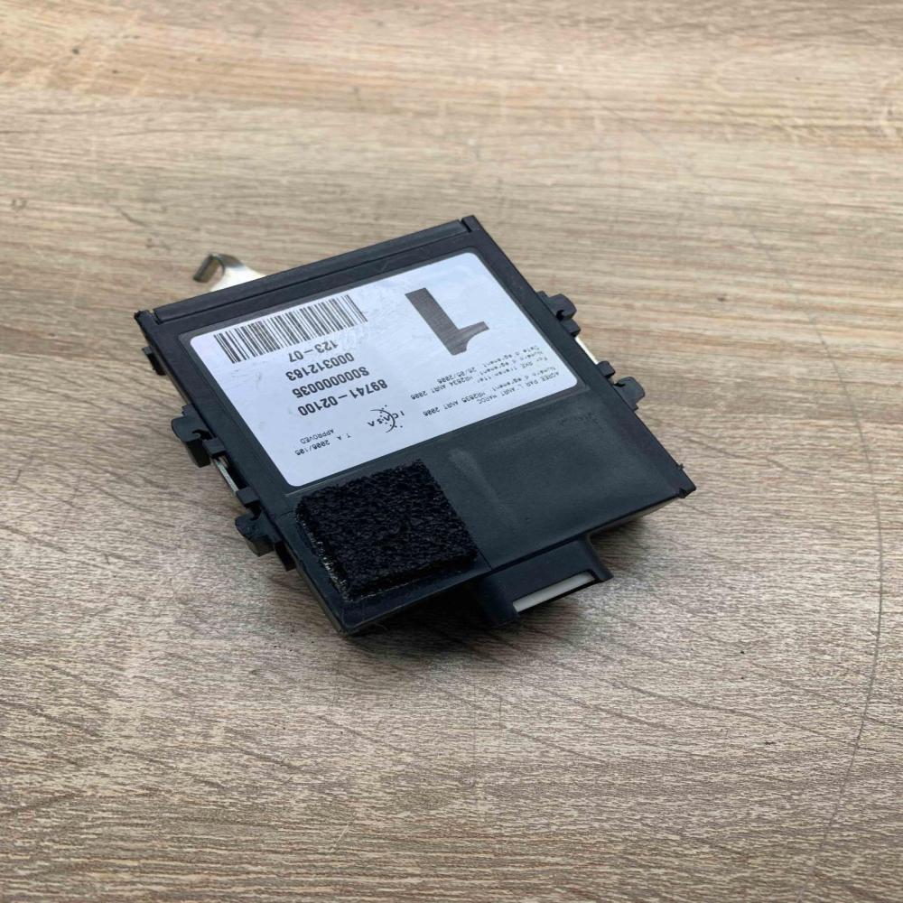 89741 02100 S000000035 000312163 Door control unit/module Toyota Auris 150