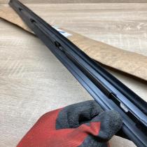 1036445 93BB F03195 AH  Windshield trim Ford Mondeo MK II