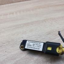 8d0959643b   Airbag deployment crash/impact sensor Audi A4 S4 B5 8D